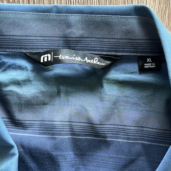 Travis Mathew Button Front Short Sleeve Shirt - Picture 2 of 5